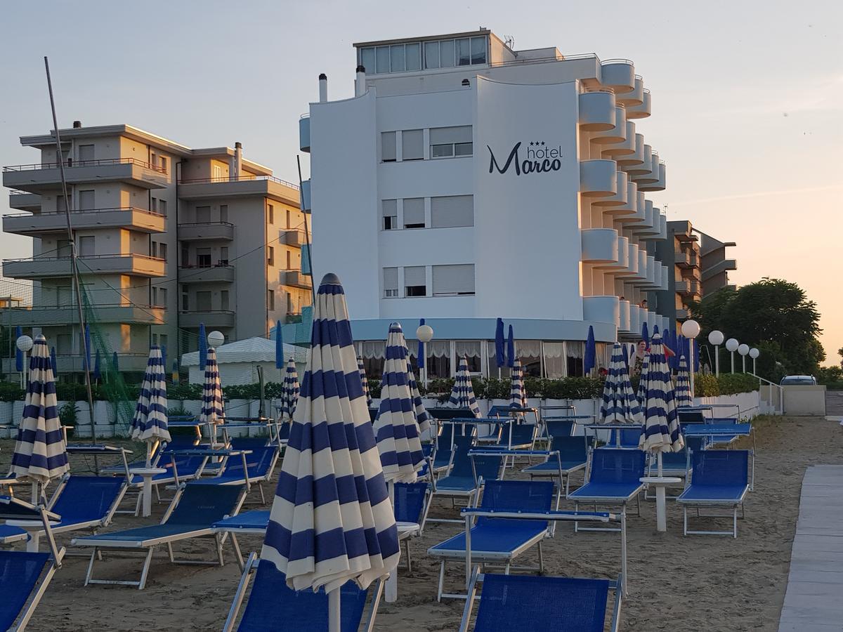 Hotel Marco Lido Di Savio Bagian luar foto